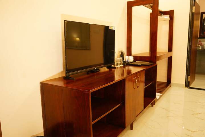 Room 25 of 58