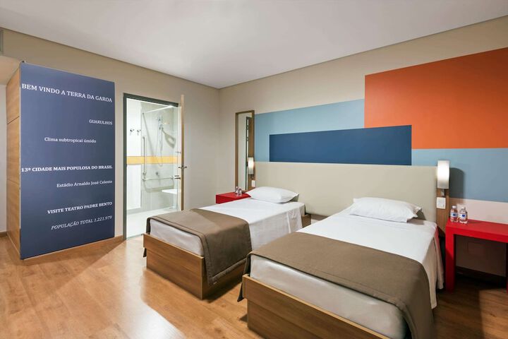 Room 12 of 53