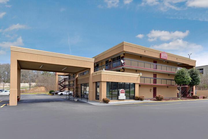 Country Hearth Inn & Suites Gainesville in Gainesville, GA
