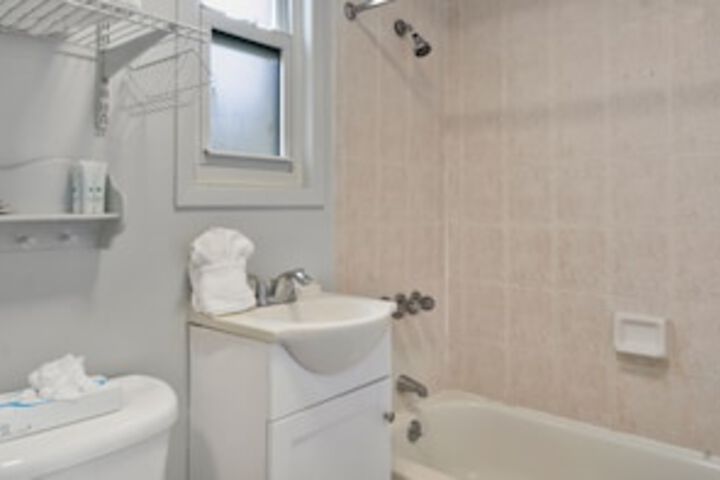 Room 121 of 150