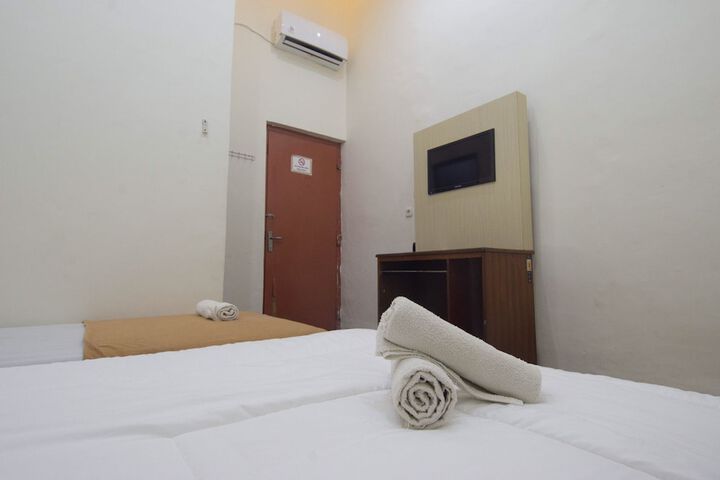 Room 8 of 26