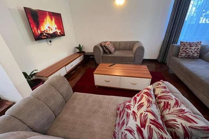 Room 17 of 27
