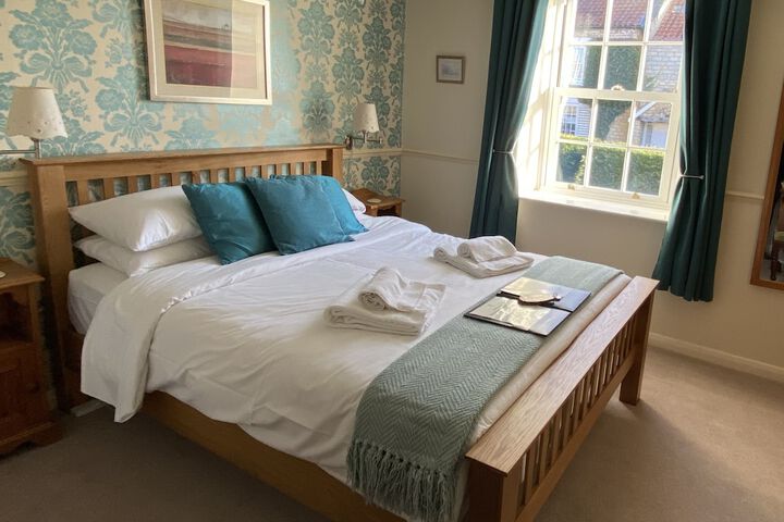 Room 7 of 42