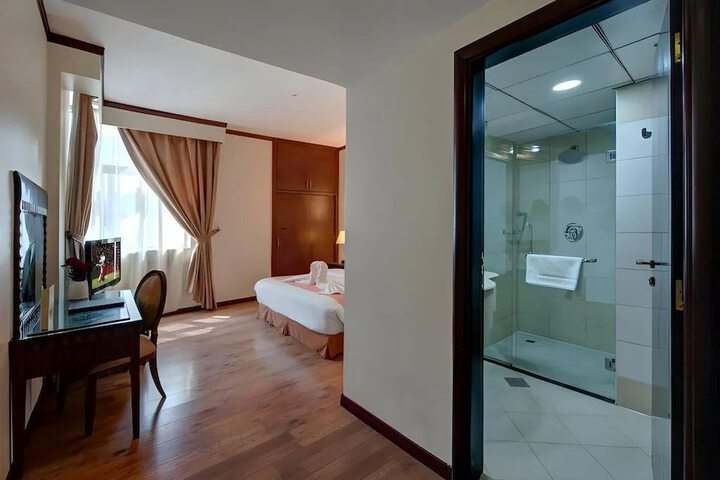 Room 21 of 73