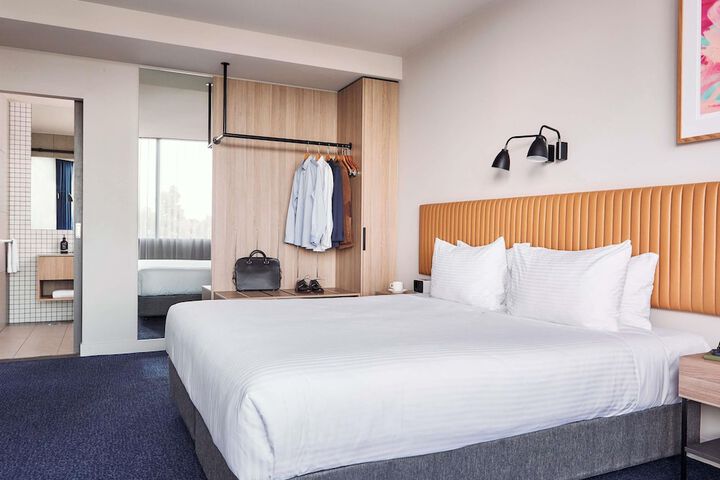 Room 14 of 75