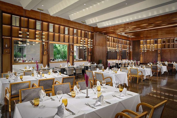Dining 239 of 336