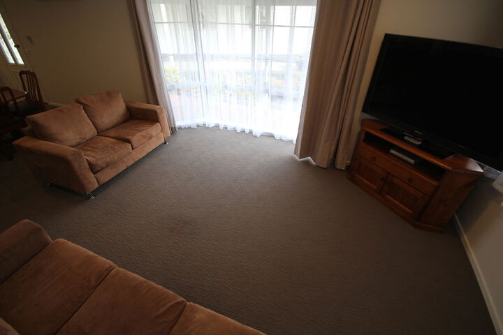 Room 12 of 36