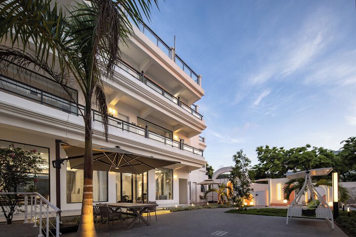 Hotel 57 of 107