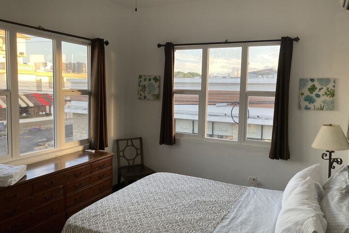 Room 10 of 10