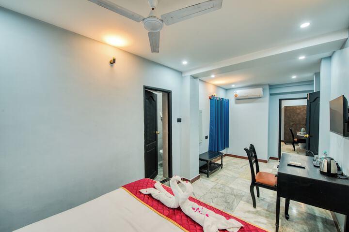 Room 35 of 47