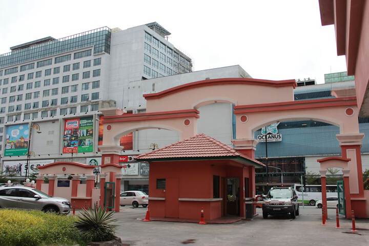 Hotel 3 of 270