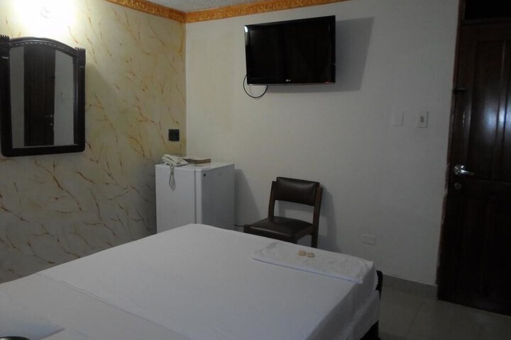 Room 4 of 22