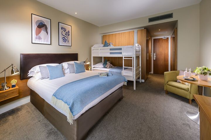 Room 7 of 49