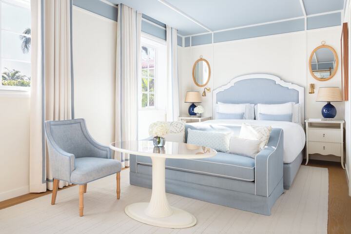 Room 7 of 25