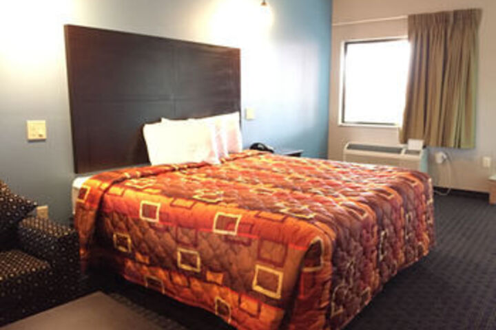 Room 46 of 65