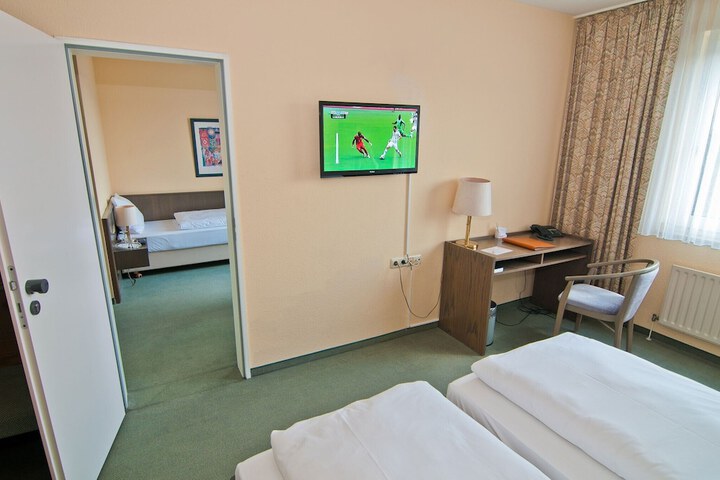 Room 60 of 89