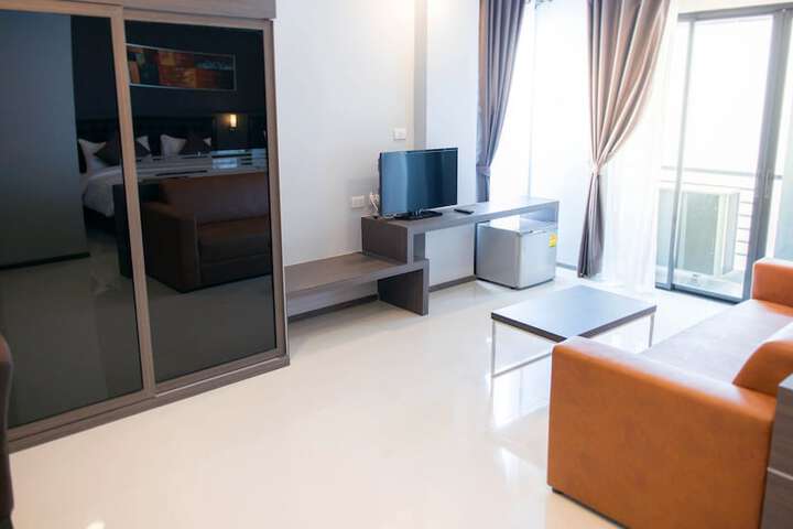 Room 49 of 90