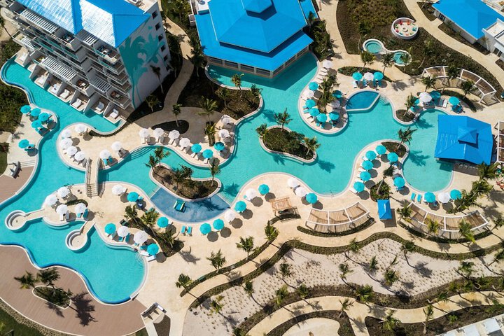 Pool 65 of 107