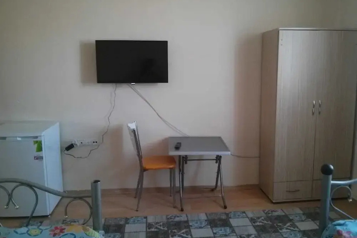 Room 3 of 13