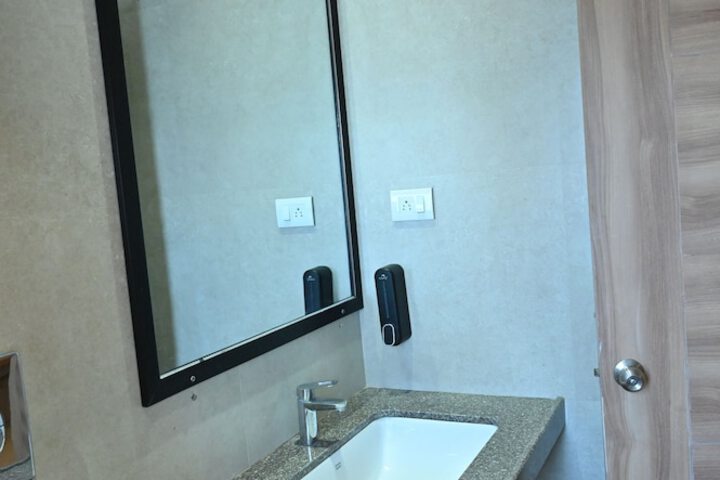 Room 12 of 15