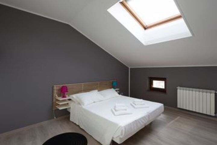 Room 3 of 22