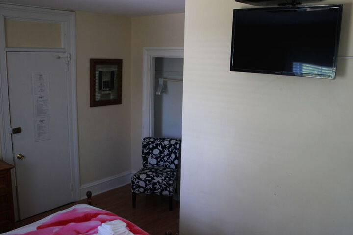 Room 26 of 44