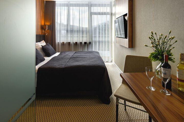 Room 20 of 74