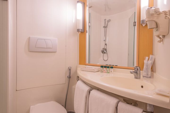 Room 20 of 55
