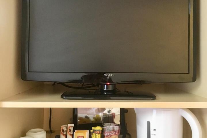 Room 7 of 24