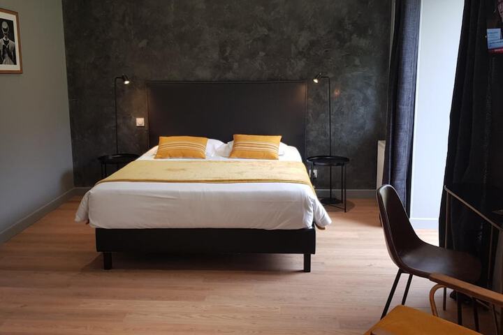 Room 12 of 45