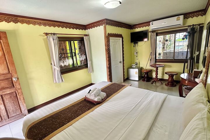 Room 19 of 44