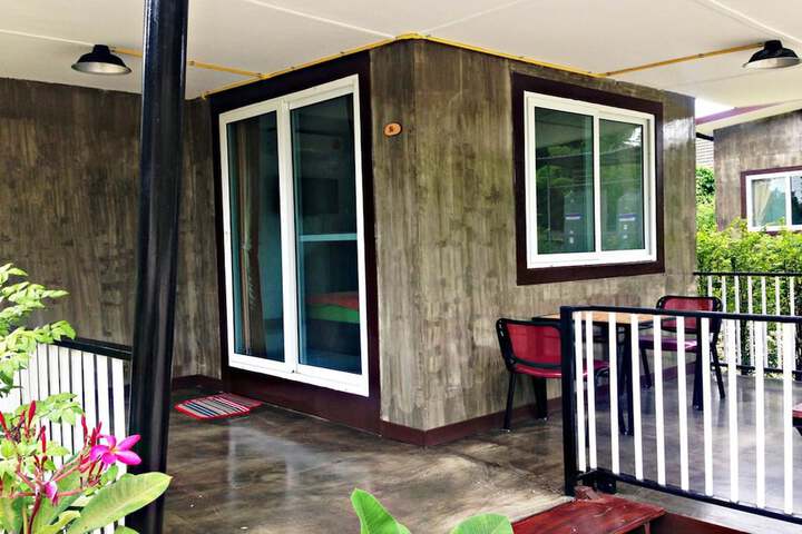Terrace/Patio 13 of 27