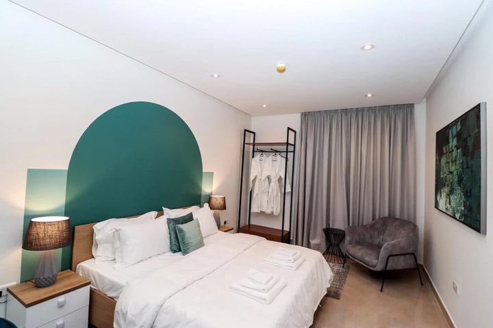 Room 5 of 13
