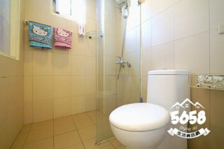 Room 4 of 46