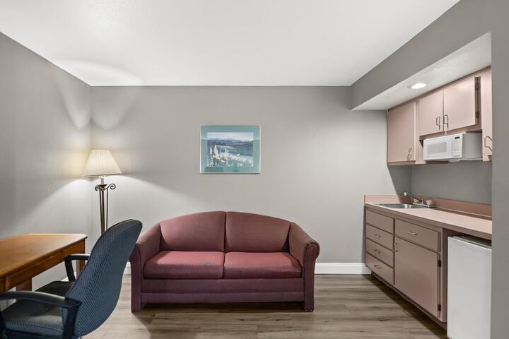 Room 16 of 29