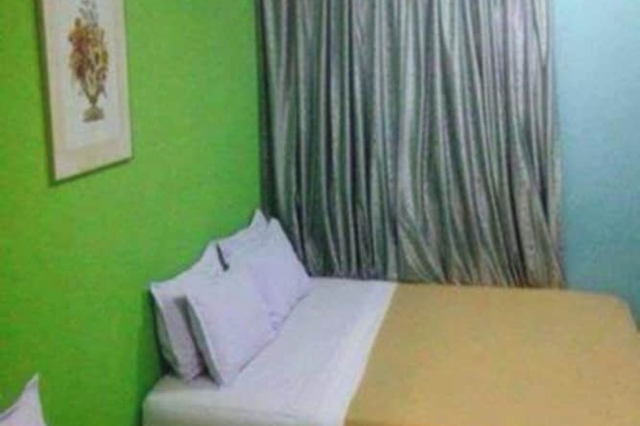 Room 3 of 22