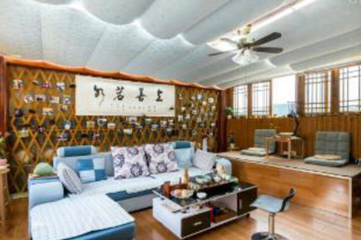 Tengchong 1982 Time Inn