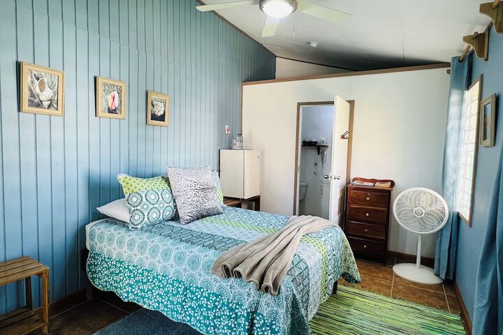Room 52 of 180