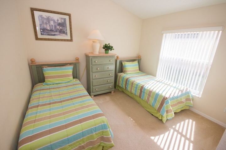 Room 5 of 22