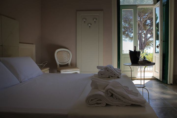 Room 3 of 29