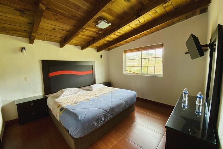 Room 9 of 31