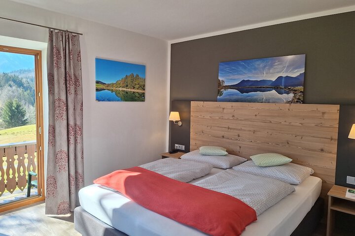 Room 30 of 90