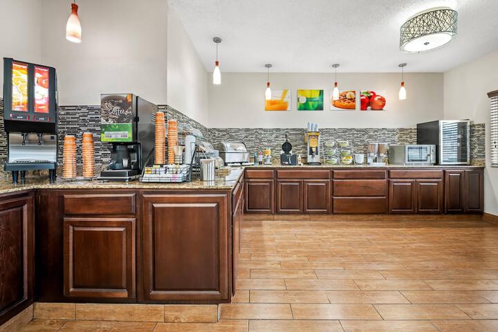 Breakfast/Coffee Service 46 of 53