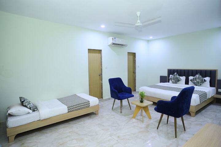 Room 26 of 42