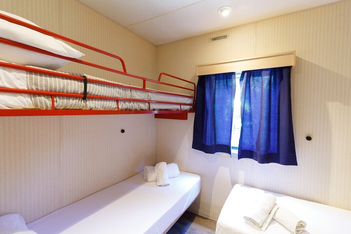 Children's theme room