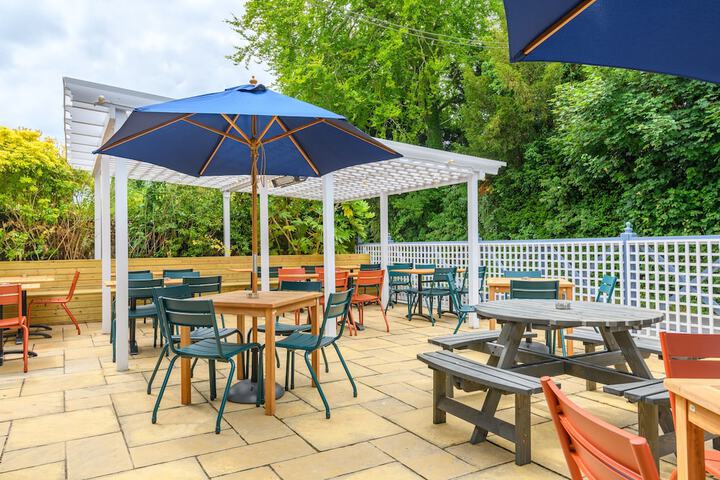 Sundeck 74 of 90