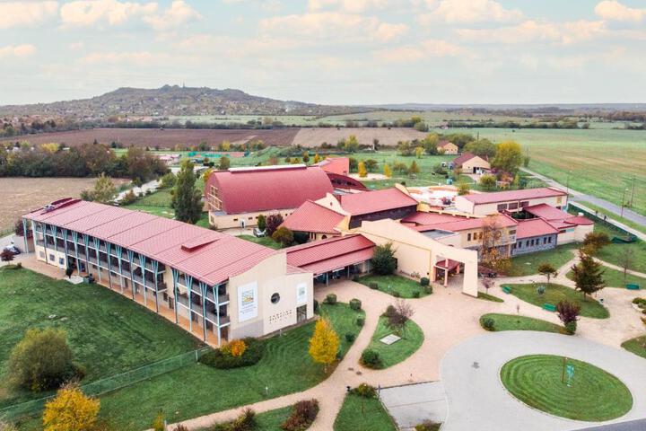 Hotel Entry