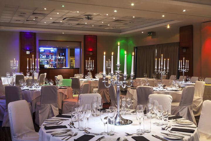 Ballroom/Hall 83 of 128