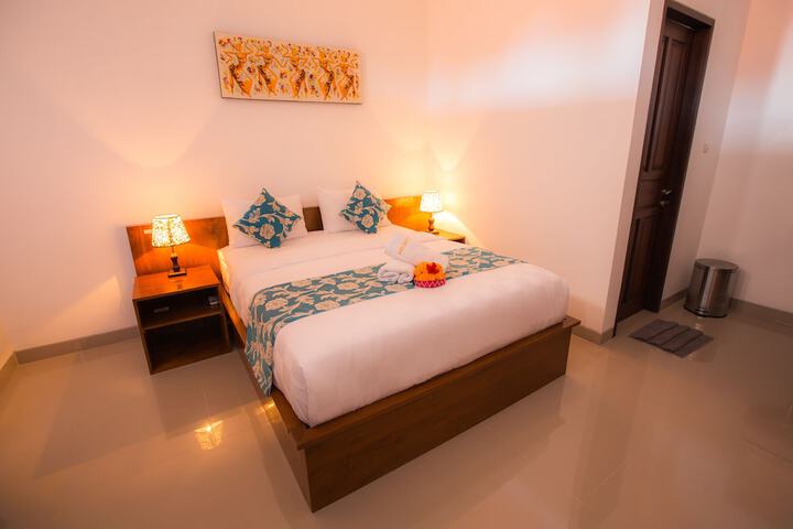 Room 2 of 13