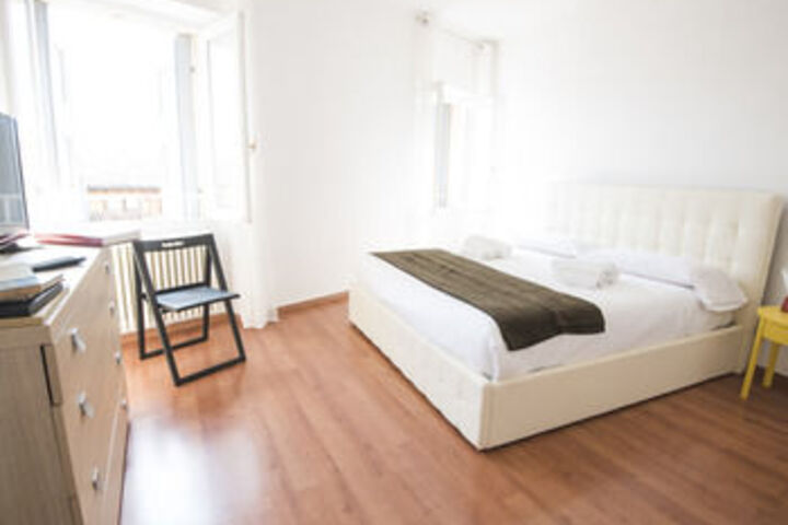 Room 40 of 93